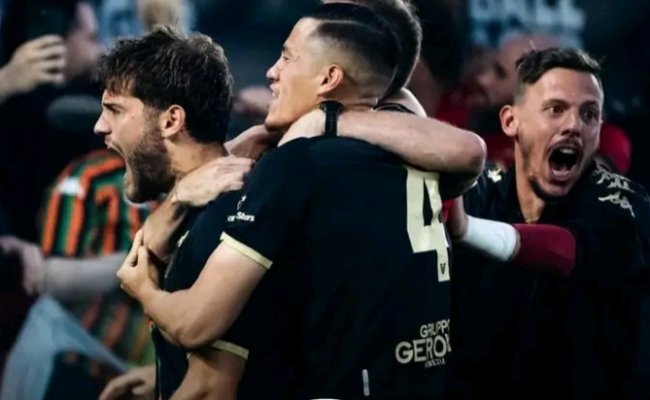 Tampil Moncer dan jadi Andalan, Jay Idzes Antarkan Venezia Promosi ke Serie  A
