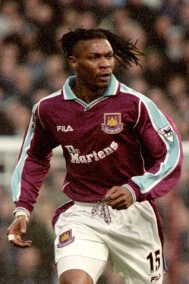 Rigobert Song 2000-2001