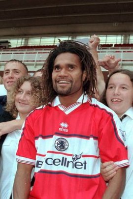 Christian Karembeu 2000-2001