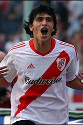 Lucho Gonzalez 2002-2003