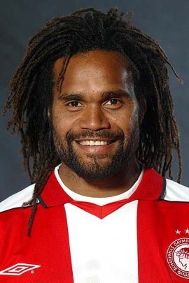 Christian Karembeu 2003-2004