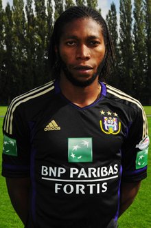 Dieumerci Mbokani 2011-2012