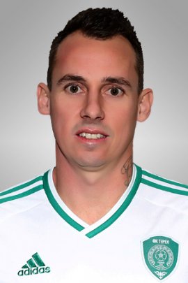 Luke Wilkshire 2015-2016