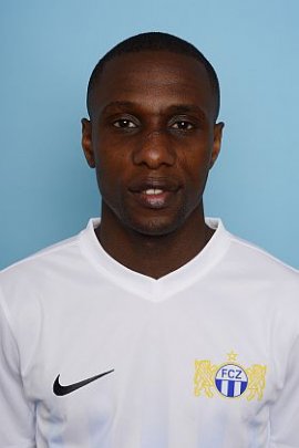 Gilles Yapi Yapo 2016-2017