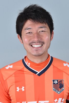 Tomonobu Yokoyama 2016