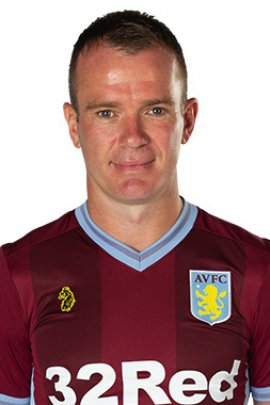 Glenn Whelan 2018-2019