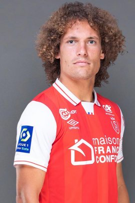 Wout Faes 2021-2022