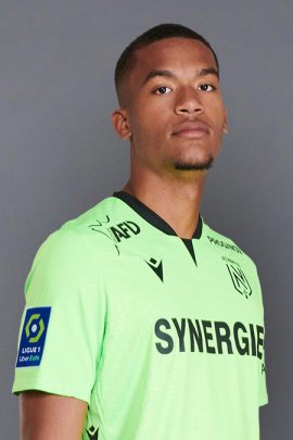 Alban Lafont 2021-2022