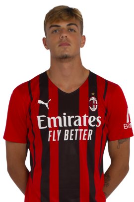 Daniel Maldini 2021-2022