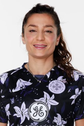 Nadia Nadim 2021-2022