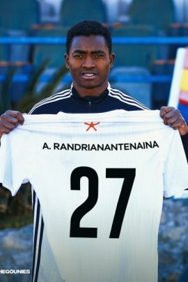 Arnaud Randrianantenaina 2021-2022
