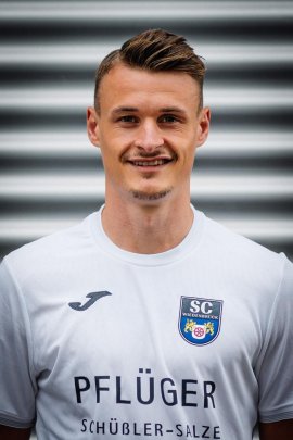 Niklas Szeleschus 2021-2022