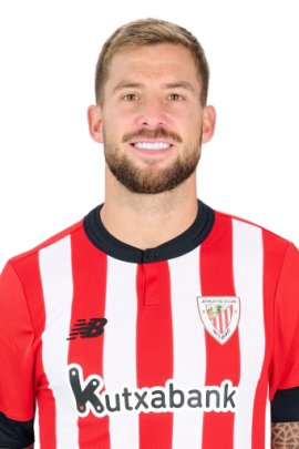 Íñigo Martínez 2022-2023