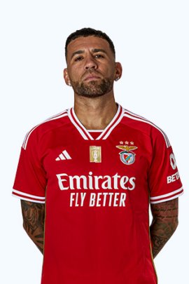 Nicolás Otamendi 2023-2024