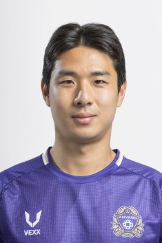 Jung-wan Yoo 2024