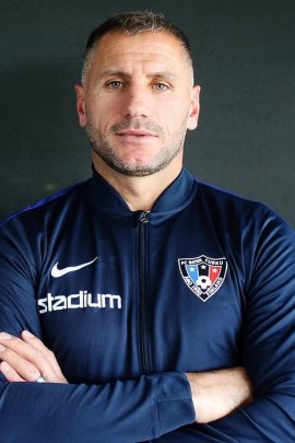 Shefki Kuqi