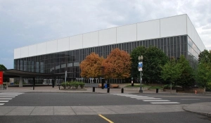 photo Veterans Memorial Coliseum